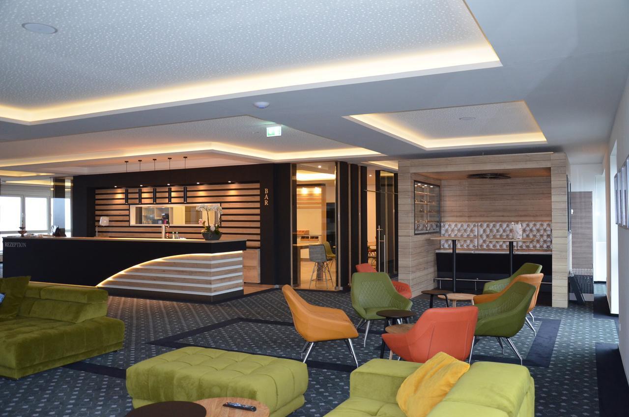Sky Hotel Cloppenburg Exterior foto